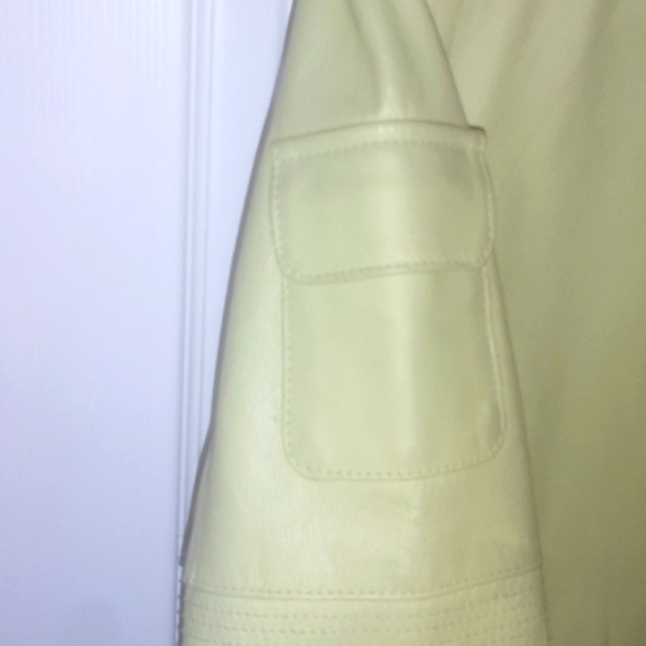 Leather jacket - Picture 7 of 8